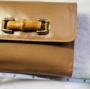 Gucci Tan Leather bifold Wallet w/ Bamboo Accent vintage Re-Habbed W/ COA